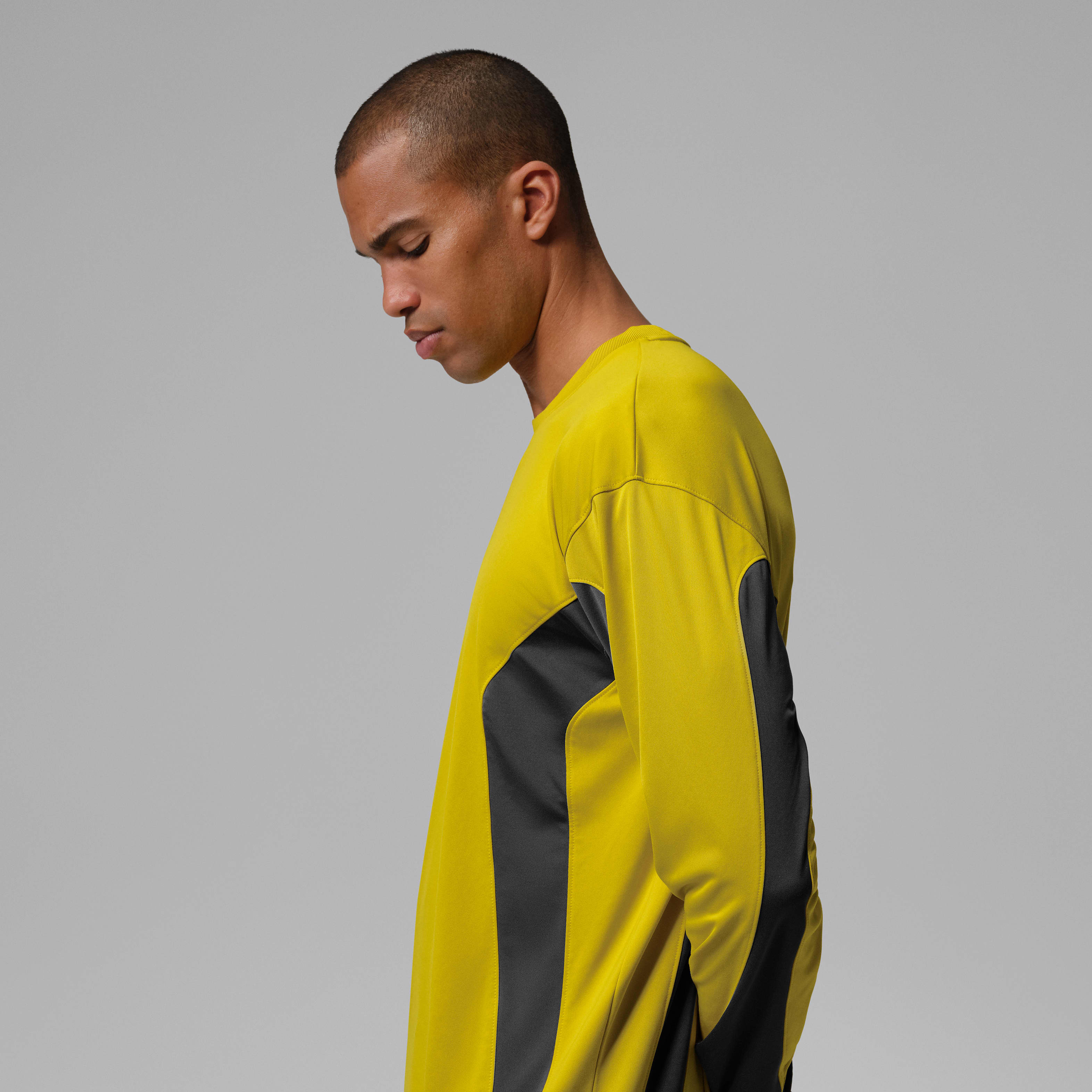 Nike Jordan Brooklyn Men's Hike Mike Graphic Jersey | The Summit